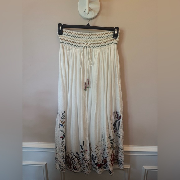 Zara White Embroidered Maxi Skirt & Top Set - Picture 5 of 8